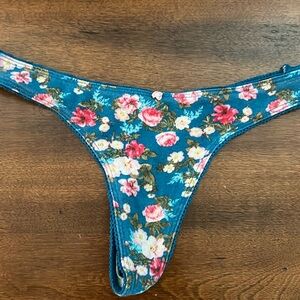 Victoria’s Secret cotton thong floral print